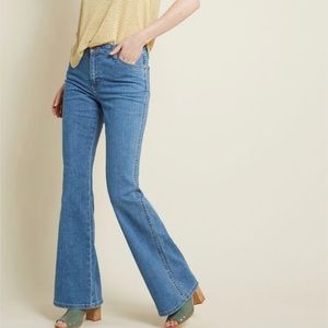 Wrangler flare blue jeans
